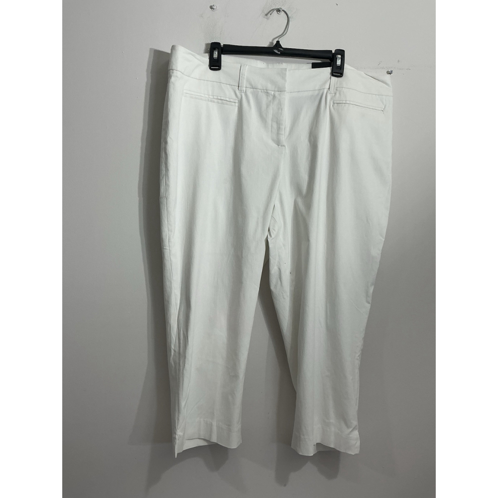 Womans Lane Bryant Size 20 White Totally Cropped Midrise Pants NWT